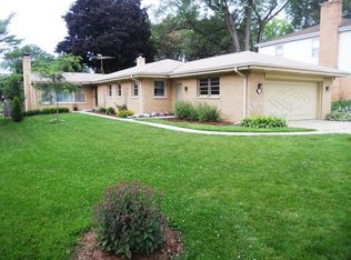 508 S Can Dota Ave, Mount Prospect, IL 60056