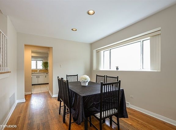 4th image of 7024 N Kenton Ave