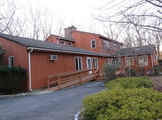 26 Red Maple Rd, Ridge, NY 11961