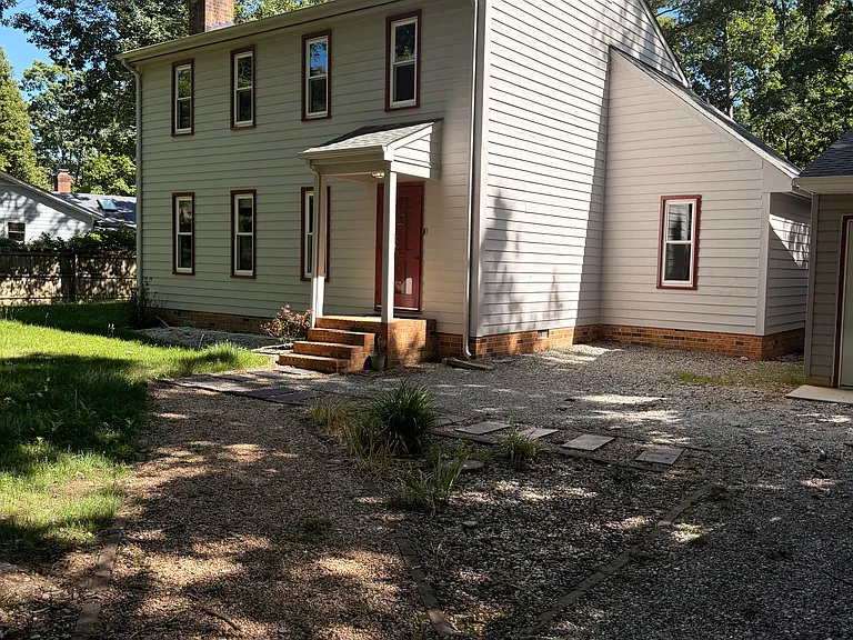 14213 Aldengate Rd — Photo 6