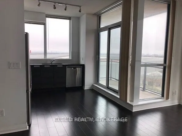 75 Eglinton Ave W, Mississauga, ON