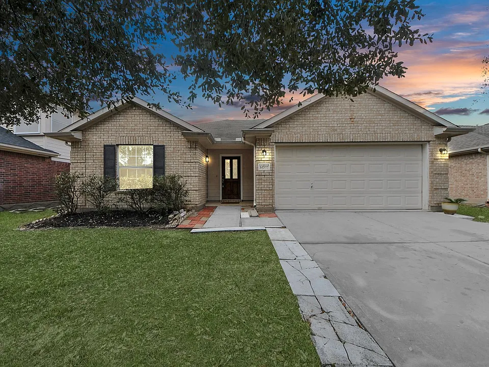 14707 Country Rose Ln