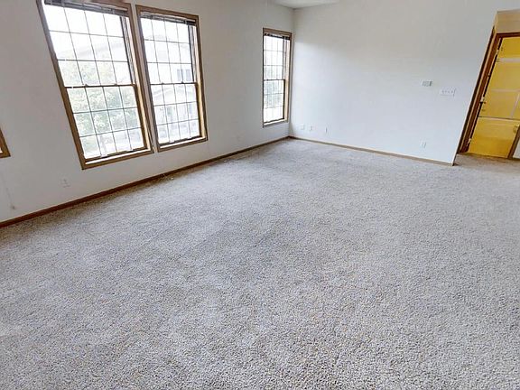 4th image of 2615 Aspen Rd Unit 6