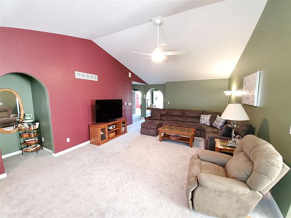 3rd image of 3810 W Golf Creek Dr