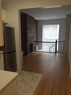 Rented by Acacia Realty | media 22