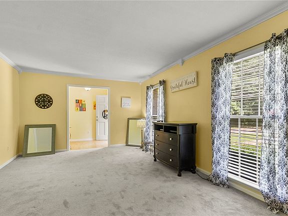 4th image of 3601 Monte Vista Dr