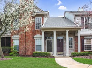 3464 Tremonte Cir N, Rochester, MI 48306