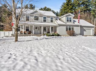 109 Farr Ln, Queensbury, NY 12804