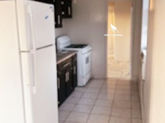 2nd image of 1017 N Main Ave #4