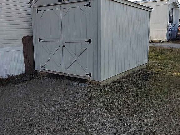 5th image of 109 Leisure View Dr