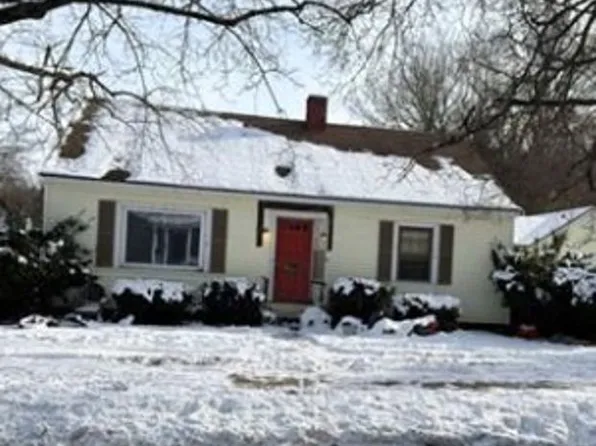 291 Chapman St, Greenfield, MA 01301