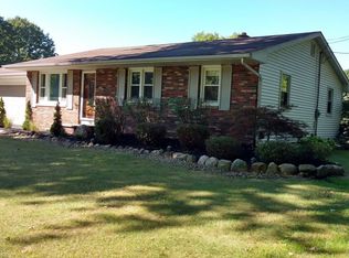 7445 Chapel Rd, Madison, OH 44057