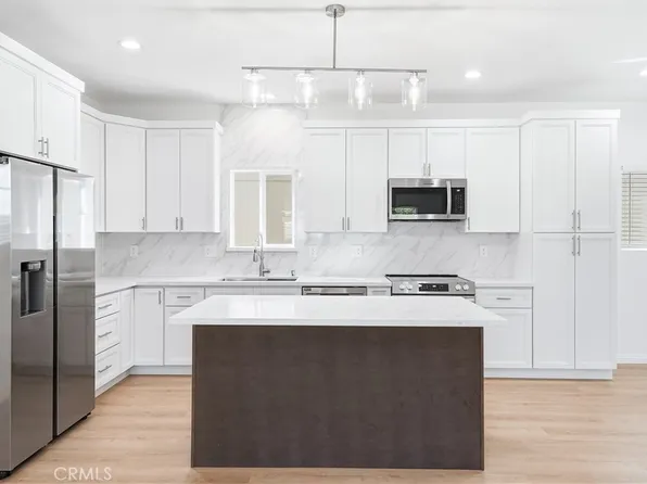 21003 Longworth, Lakewood, CA 90715
