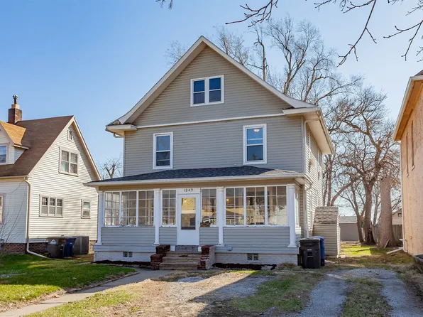 1249 E 13th St, Des Moines, IA 50316