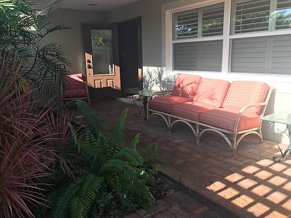 3rd image of 39 Yacht Haven Dr
