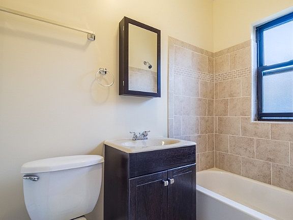 3rd image of 2840 N Orchard St #28403