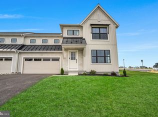 4 Melrose Ln #41-11, Palmyra, PA 17078