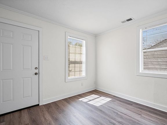 4th image of 4408 Given Ave