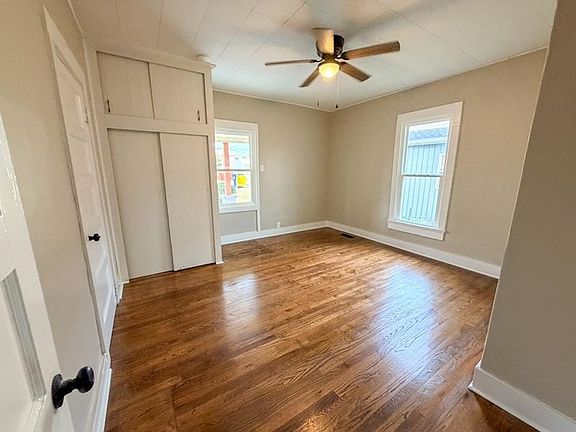 4th image of 1222 Nutwood St