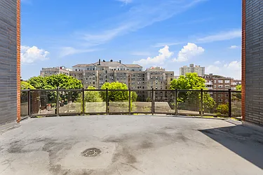 Rented by Safdie Realty Group