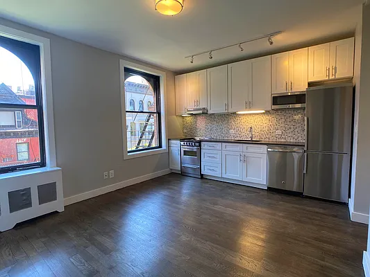 Rented by Tourma Realty LLC | media 16