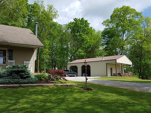 4th image of 1019 Roachville Rd