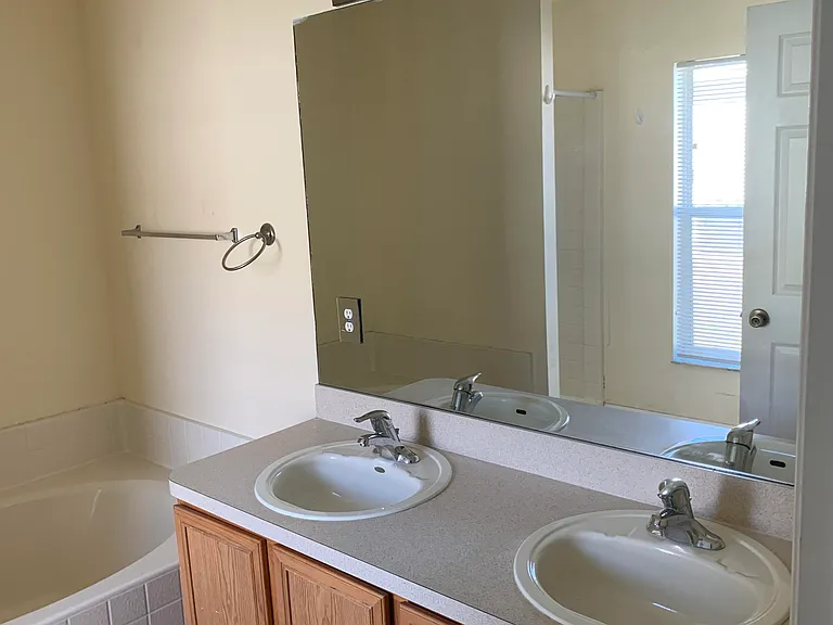 269 SW Ridgecrest Dr — Photo 12