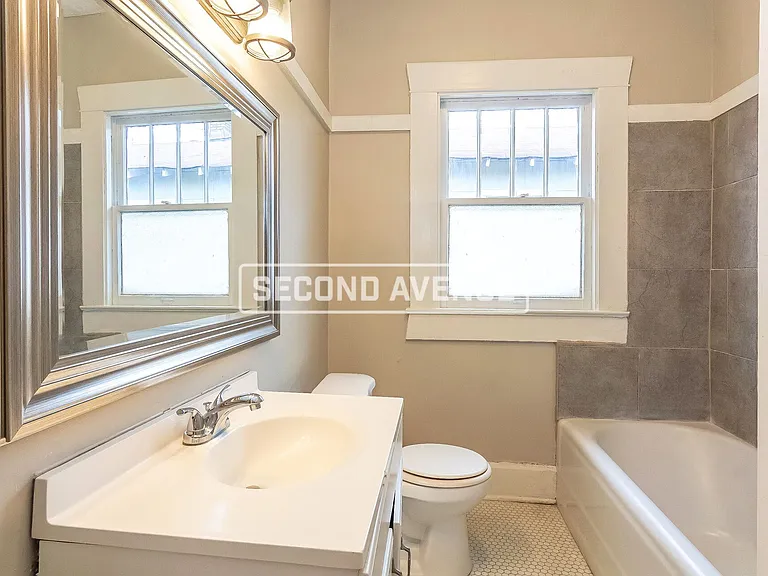 4105 Avenue Q — Photo 13