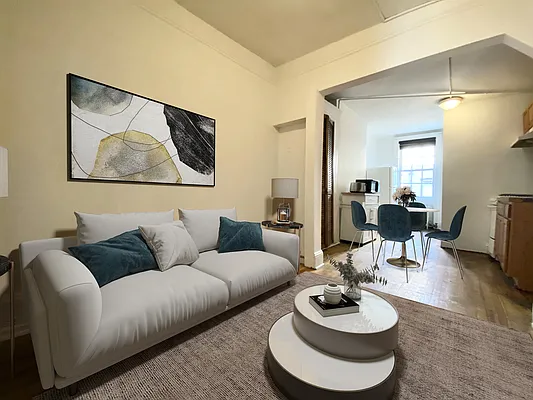 Rented by Voro NYC | media 10
