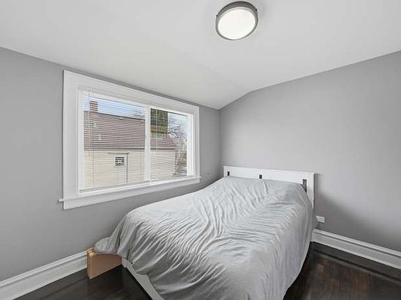 5th image of 1322 Scoville Ave Floor 2