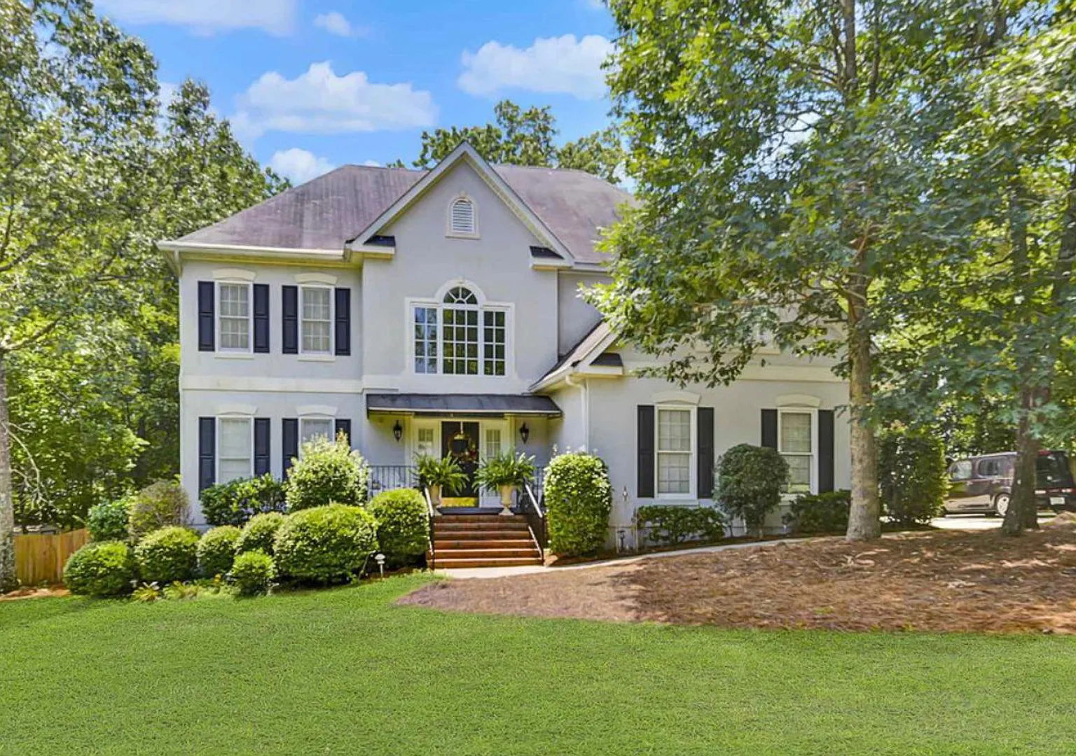 4 Bedroom Chapin Schools — Photo 1