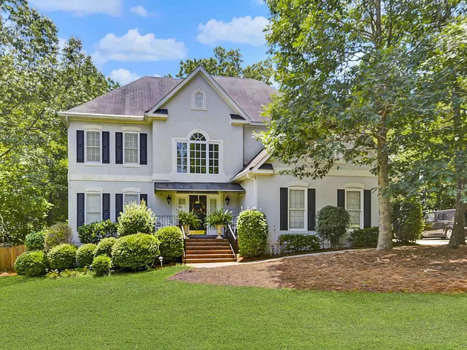 109 Rolling Creek Cir