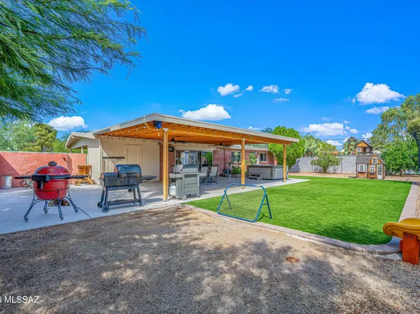 5672 E Whittier St, Tucson, AZ 85711