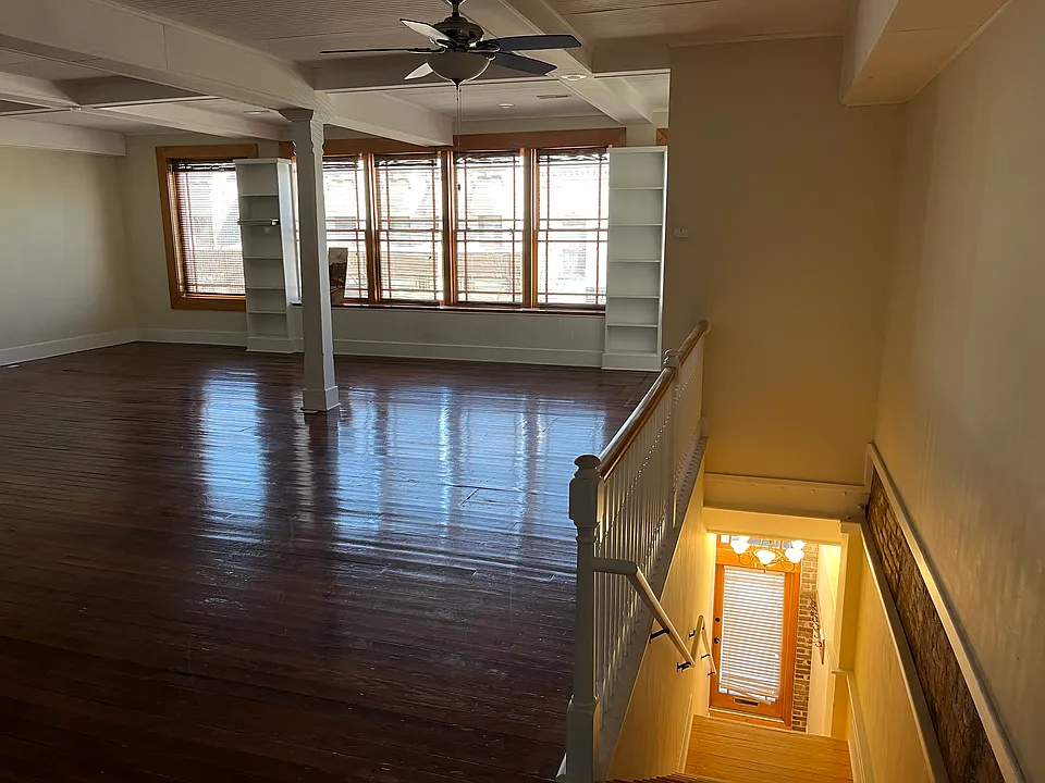 119A N Main St