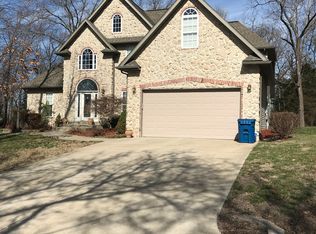 276 Oakview Dr, Ridgedale, MO 65739