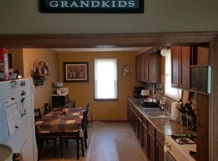 1613 W Pine St, Robinson, IL 62454