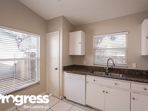 5th image of 1214 Tiger Wood Ct