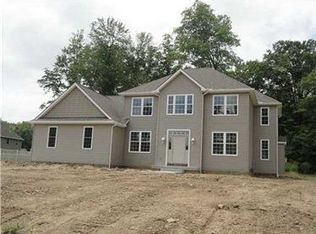 1534 Lori Ln, Hermitage, PA 16148