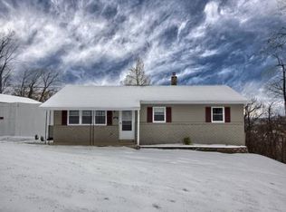 446 Big Spring Rd, New Cumberland, PA 17070