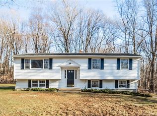 99 Maplewood Dr, Monroe, CT 06468
