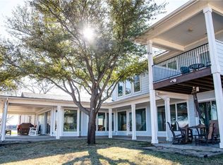 102 Choctaw Cv, Lake Kiowa, TX 76240
