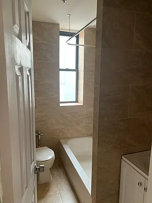 Rented by Grand Group Realty | media 5