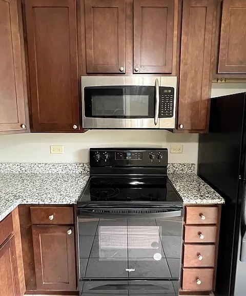 180 Waters Edge Dr #202 — Photo 6