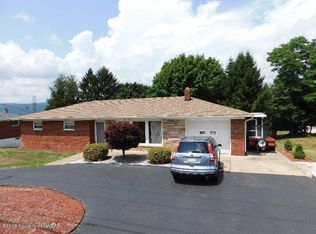 95 Main St, Pittston, PA 18640