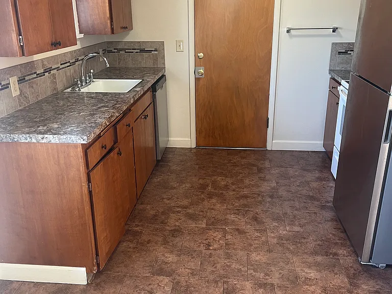 120 E Euclid Ave #2 — Photo 8