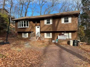 37 Winding Way, Andover, NJ 07821
