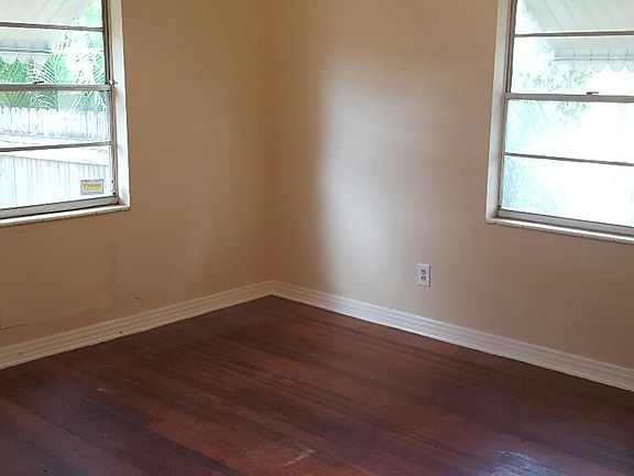 4th image of 6812 N Glen Ave #6812NG
