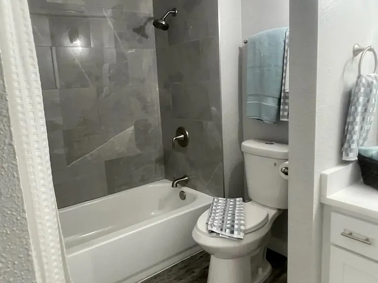 Skylar Pointe — Photo 19