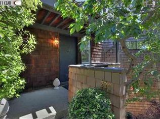 220 The Knl, Orinda, CA 94563