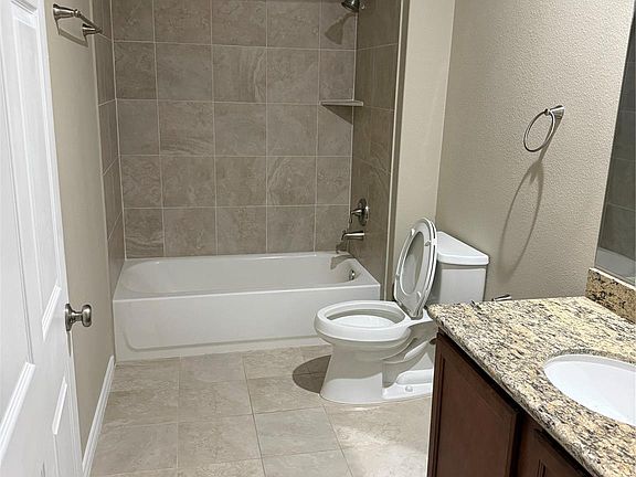 5th image of 312-2 N Ormsby St #314